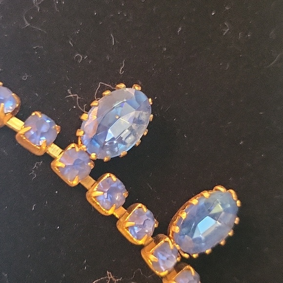 Vintage Blue Necklace - Picture 3 of 5